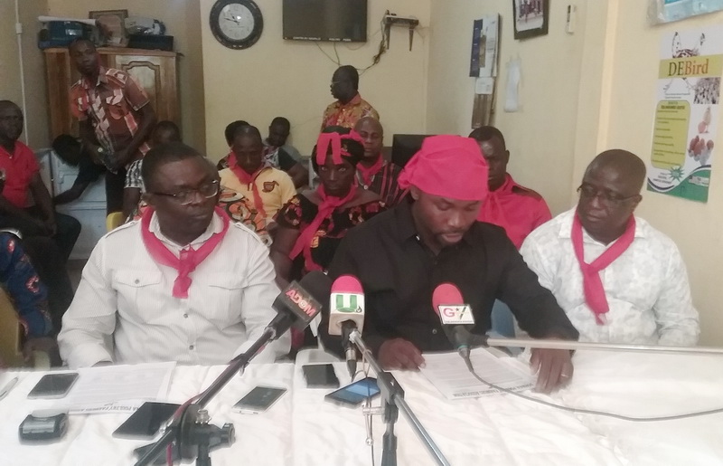 Members of the Dormaa poultry Farmers Association addressing the media