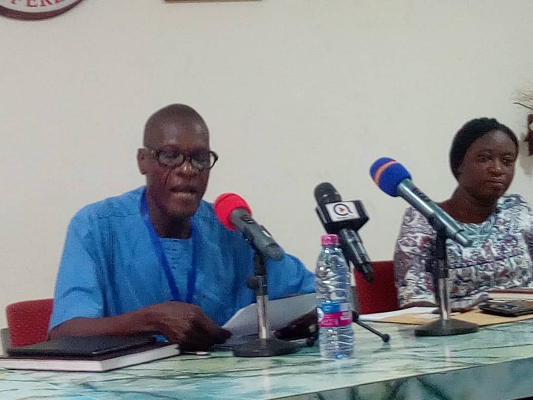 Mr Samuel Zan Akologo addressing the media